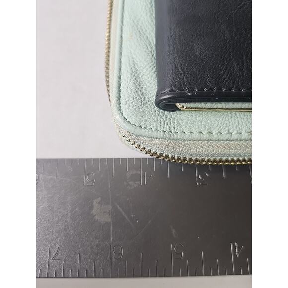 Steve Madden Zip Around Wallet Clutch Mint Green & Black w/ Outside Pocket - Picture 13 of 14